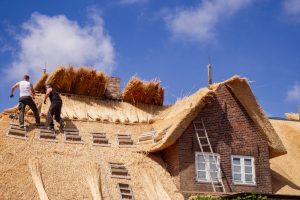 Thatching a Roof: A Timeless Roofing Art
